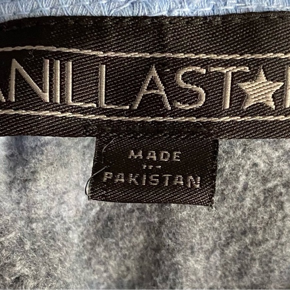 NWT-VANILLA STAR-HOODIE WITH FACE COVERING-SIZE XS - Picture 9 of 11